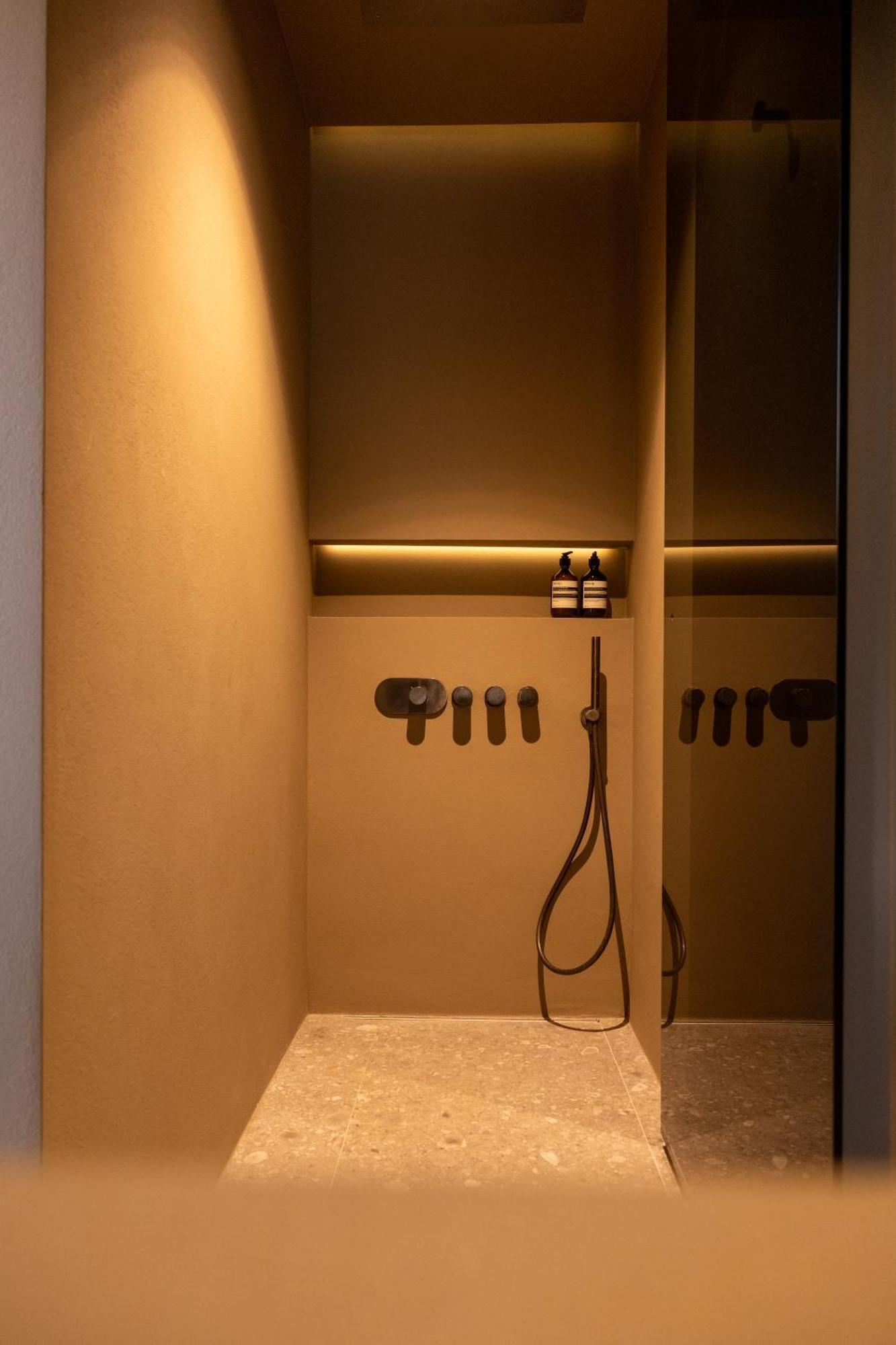 Vouliagmeni Apartments 18 雅典 外观 照片